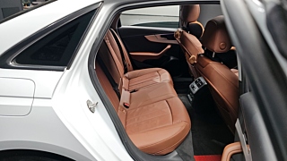 AUDI A4 B9 2022