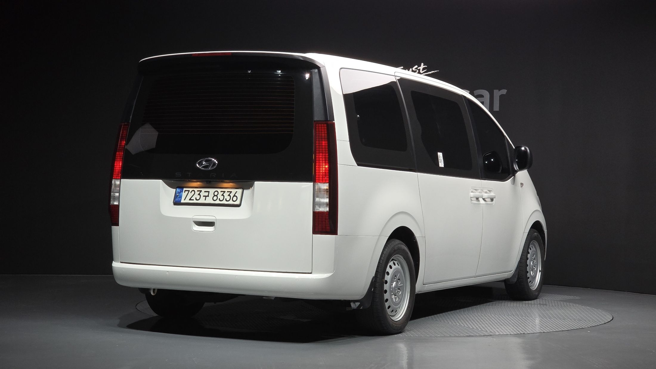 HYUNDAI STARIA 2021