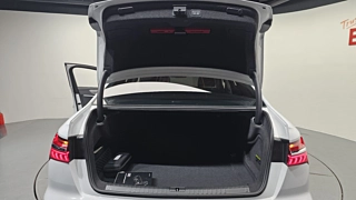 AUDI A6 C8  45 TFSI 2023