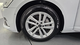 AUDI A6 C8  45 TFSI 2023