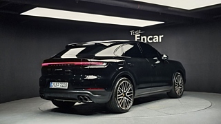 PORSCHE CAYENNE PO536 2024