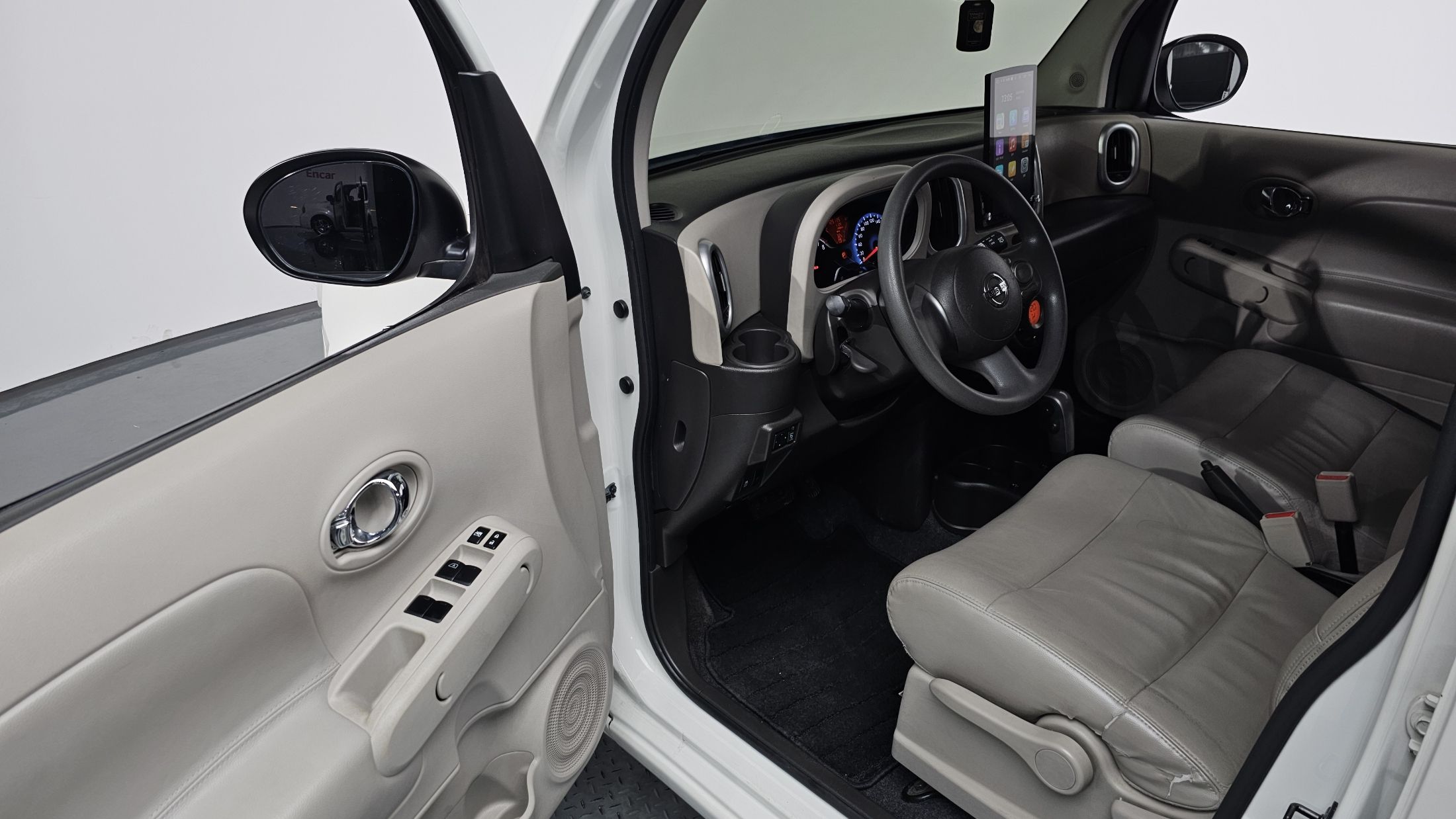NISSAN CUBE 2012