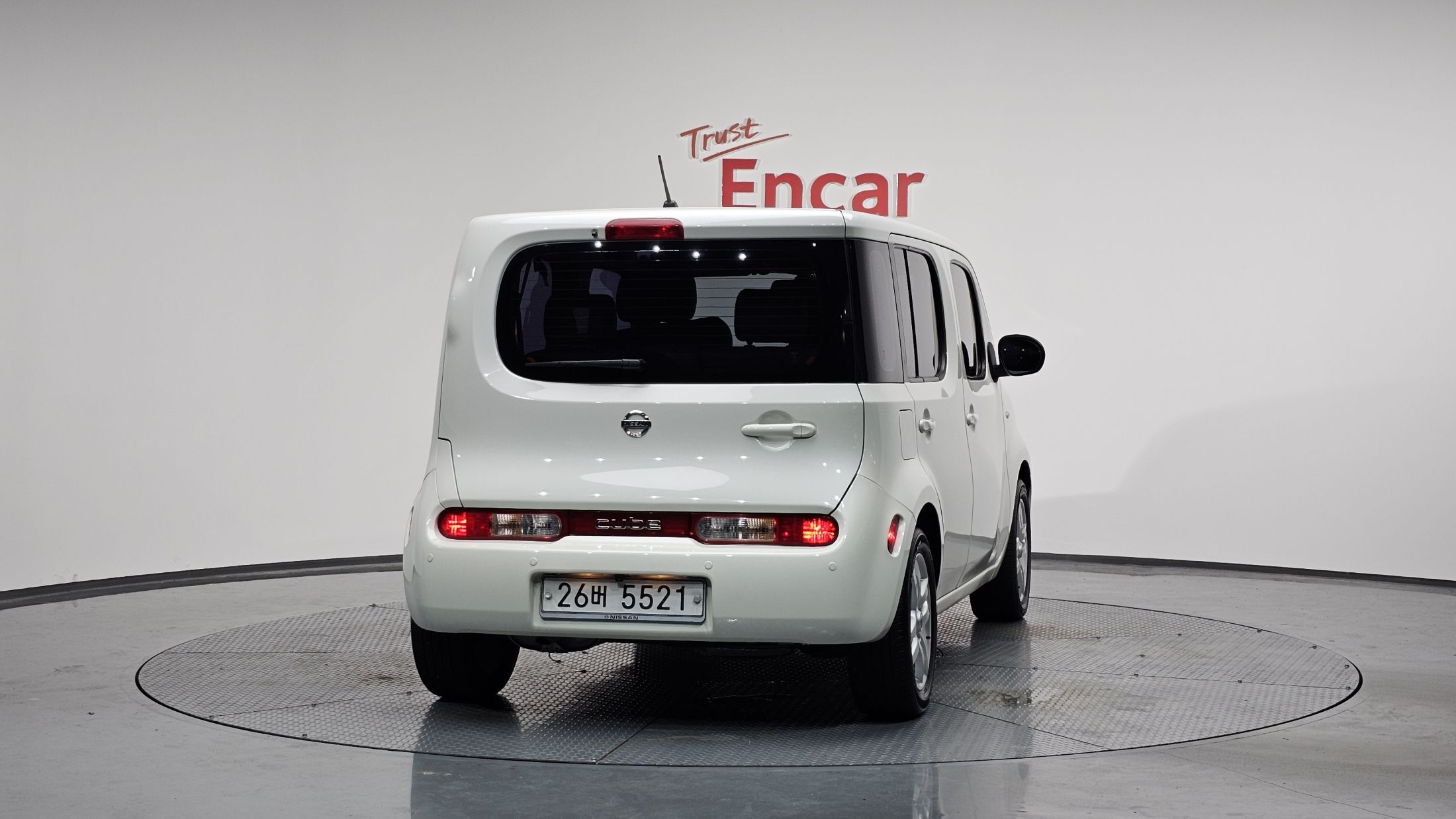 NISSAN CUBE 2012