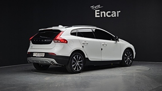 VOLVO V40 CROSS COUNTRY 2019