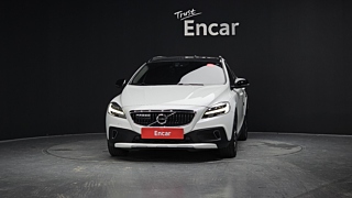 VOLVO V40 CROSS COUNTRY 2019
