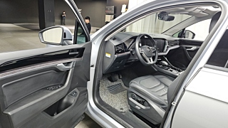VOLKSWAGEN TOUAREG 2020
