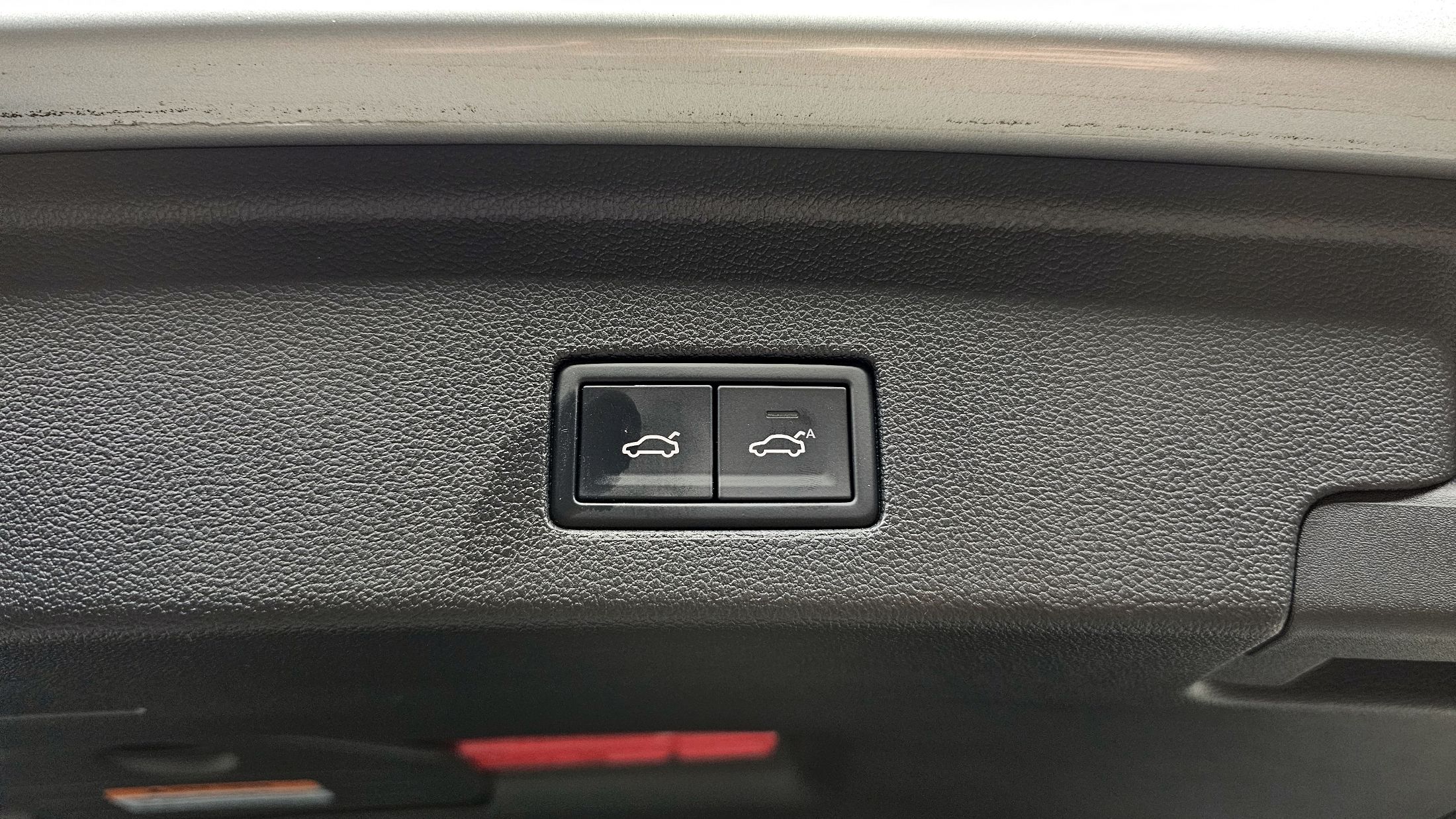 VOLKSWAGEN TOUAREG 2020