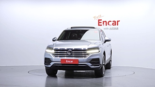 VOLKSWAGEN TOUAREG 2020