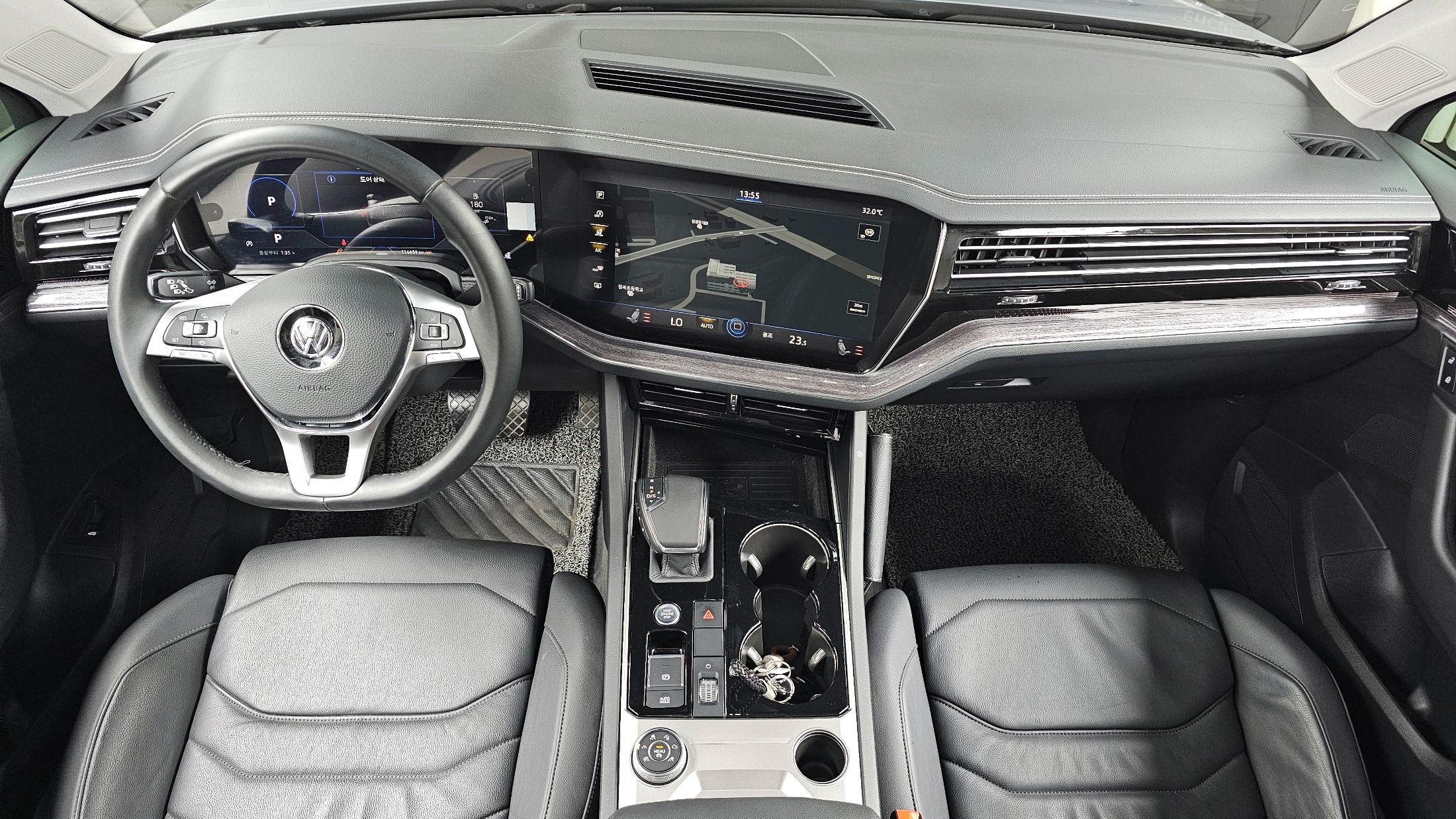VOLKSWAGEN TOUAREG 2020