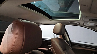 BMW 5-SERIES F10 2016