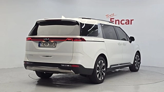 KIA CARNIVAL  2023