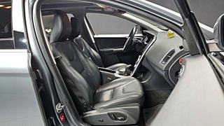 VOLVO XC60 2016