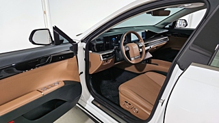 HYUNDAI GRANDEUR HYBRID GN7 2023
