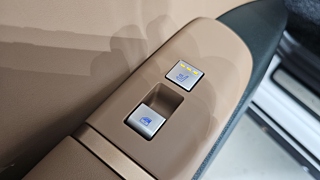 HYUNDAI GRANDEUR HYBRID GN7 2023