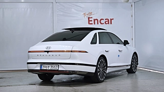HYUNDAI GRANDEUR HYBRID GN7 2023