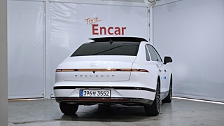 HYUNDAI GRANDEUR HYBRID GN7 2023