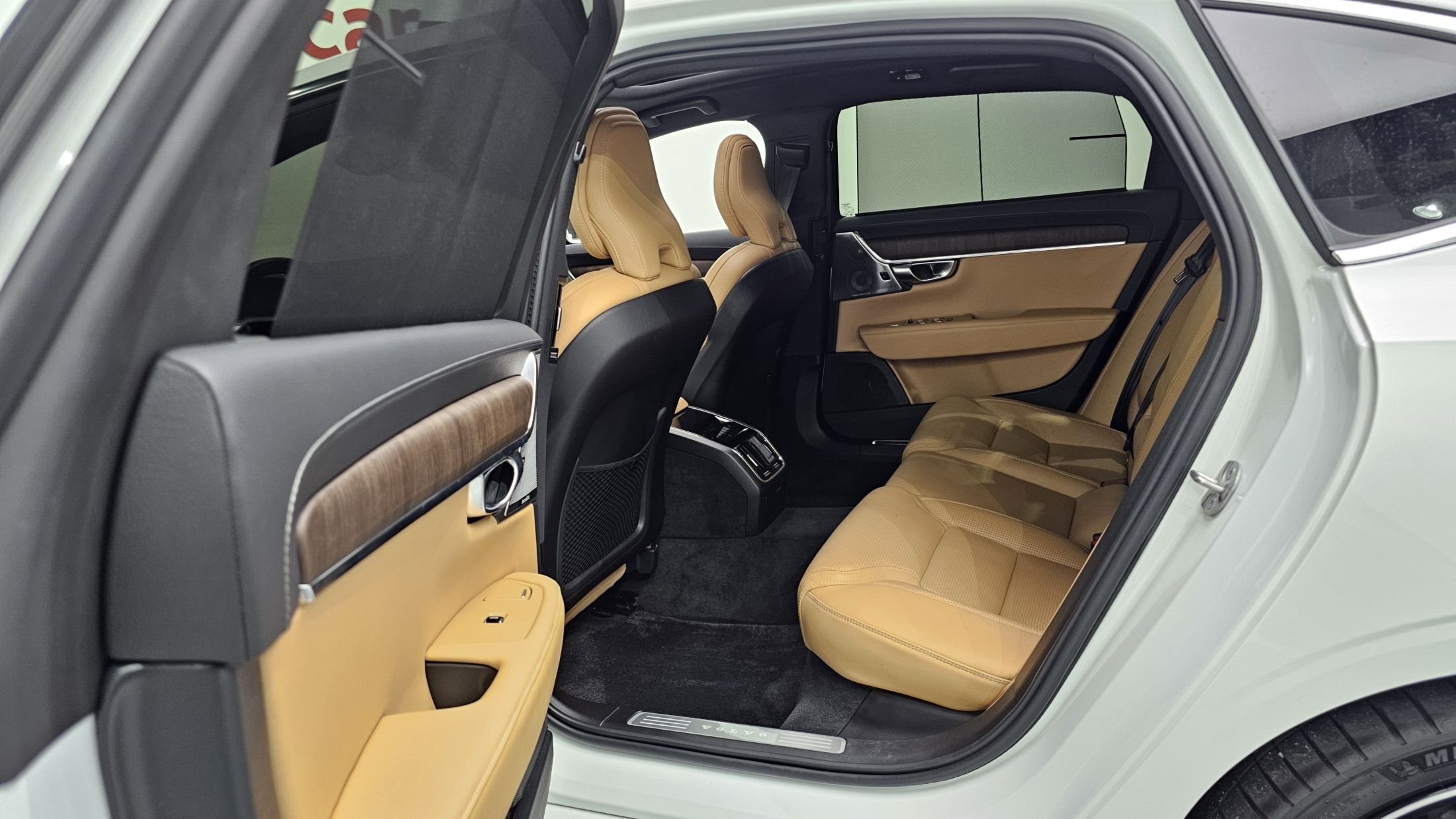 VOLVO S90 2024