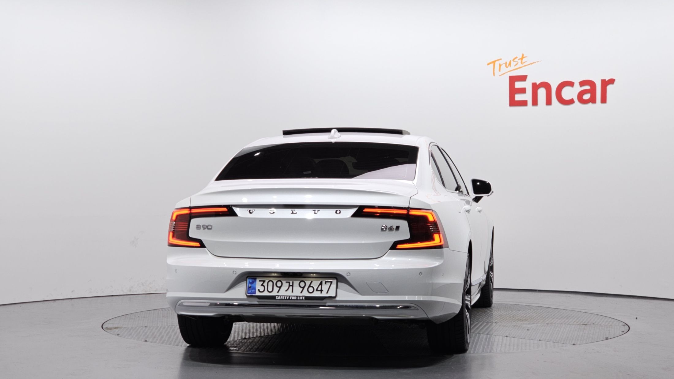 VOLVO S90 2024