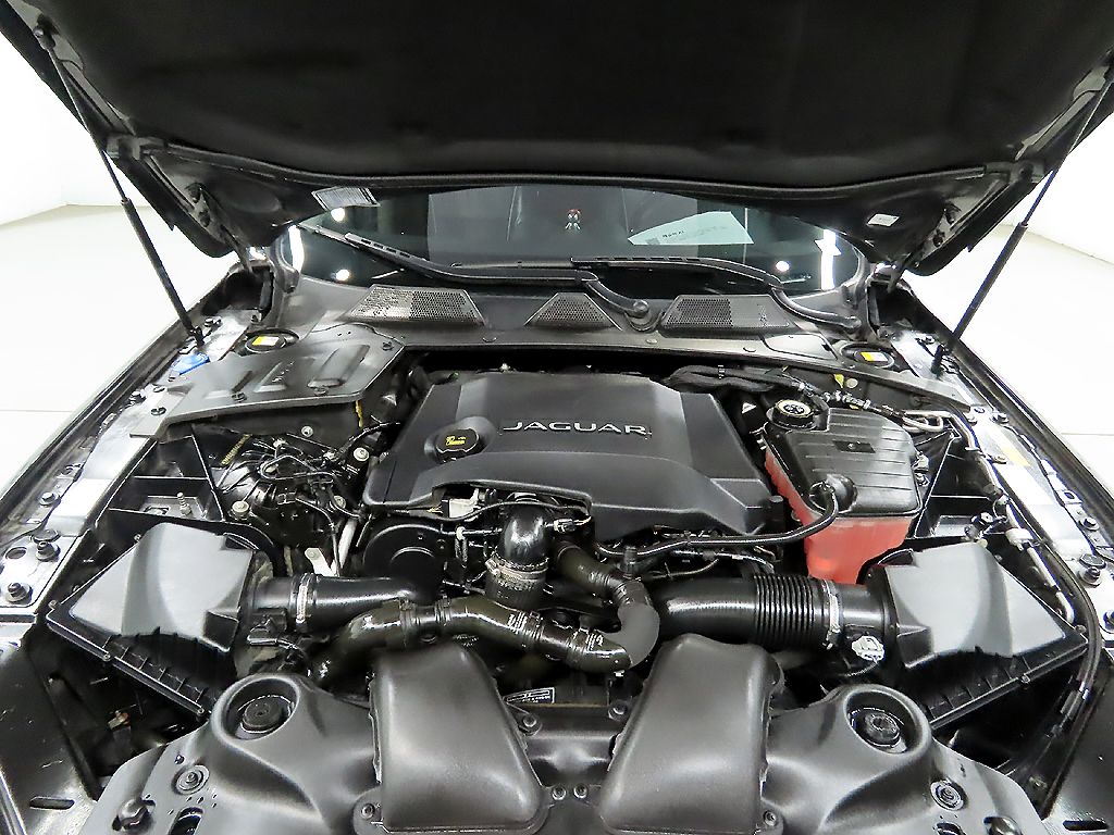 JAGUAR XJ 2016