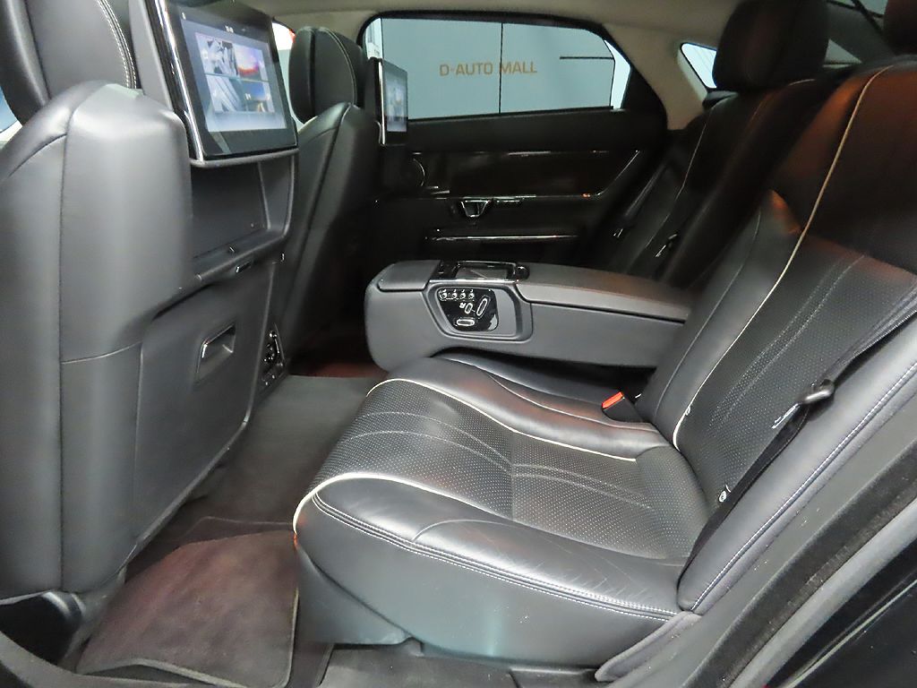 JAGUAR XJ 2016