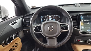VOLVO XC90 2022