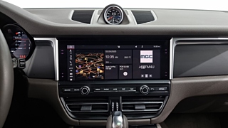 PORSCHE MACAN 2019