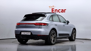 PORSCHE MACAN 2019