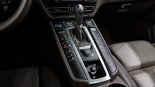 PORSCHE MACAN 2019