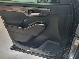 TOYOTA HIGHLANDER  4 GENERATION 2.5 4WD Limited 2023