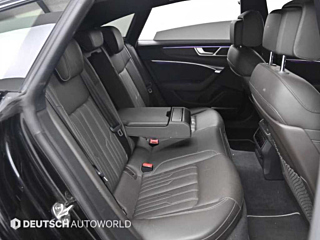 AUDI A7 4K 2022