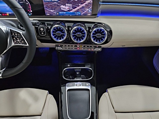 MERCEDES BENZ CLA-CLASS C118 2025