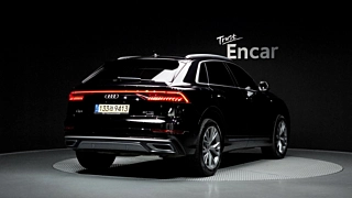 AUDI Q8 4M 2021