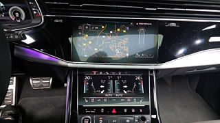 AUDI Q8 4M 2021