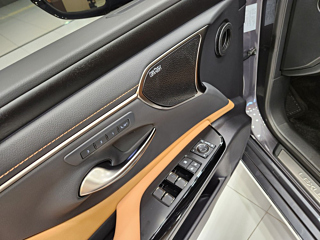 LEXUS ES300H 2025