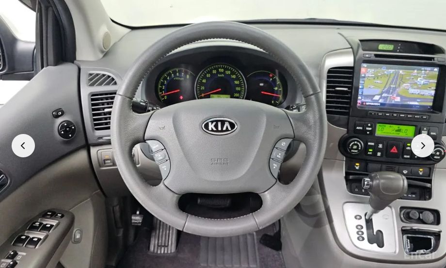 KIA CARNIVAL GRAND 2009