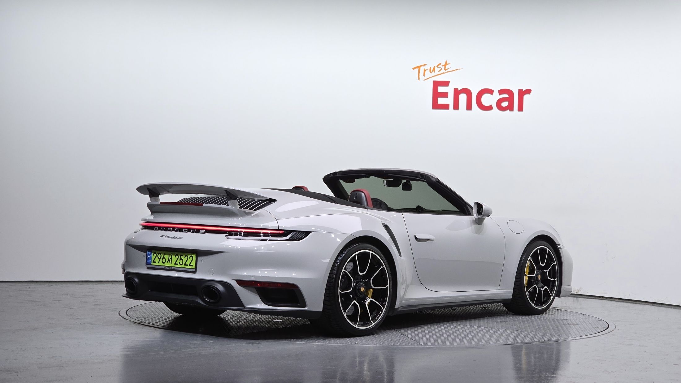 PORSCHE 911 992 2024