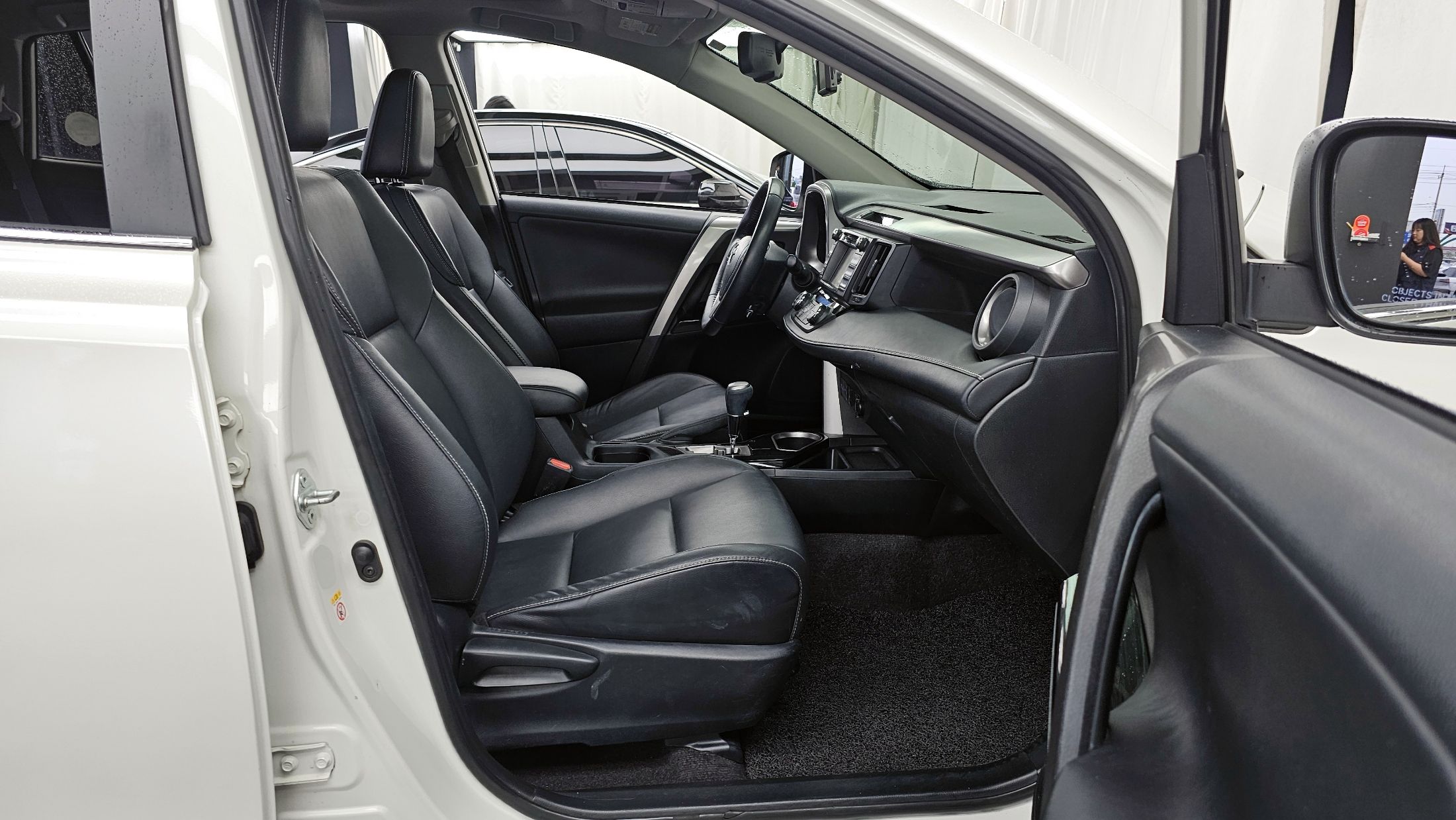 TOYOTA RAV4 2016