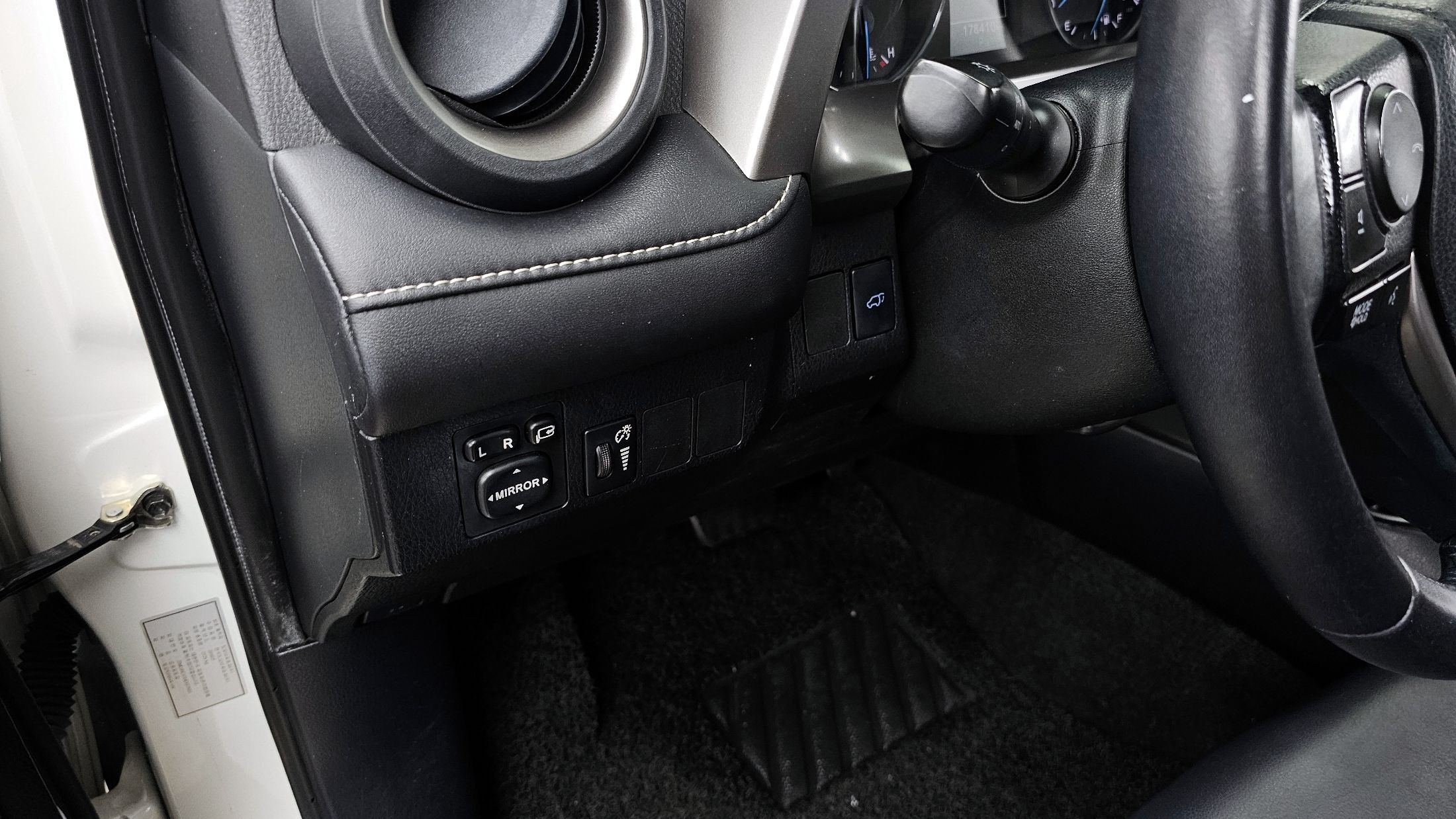 TOYOTA RAV4 2016