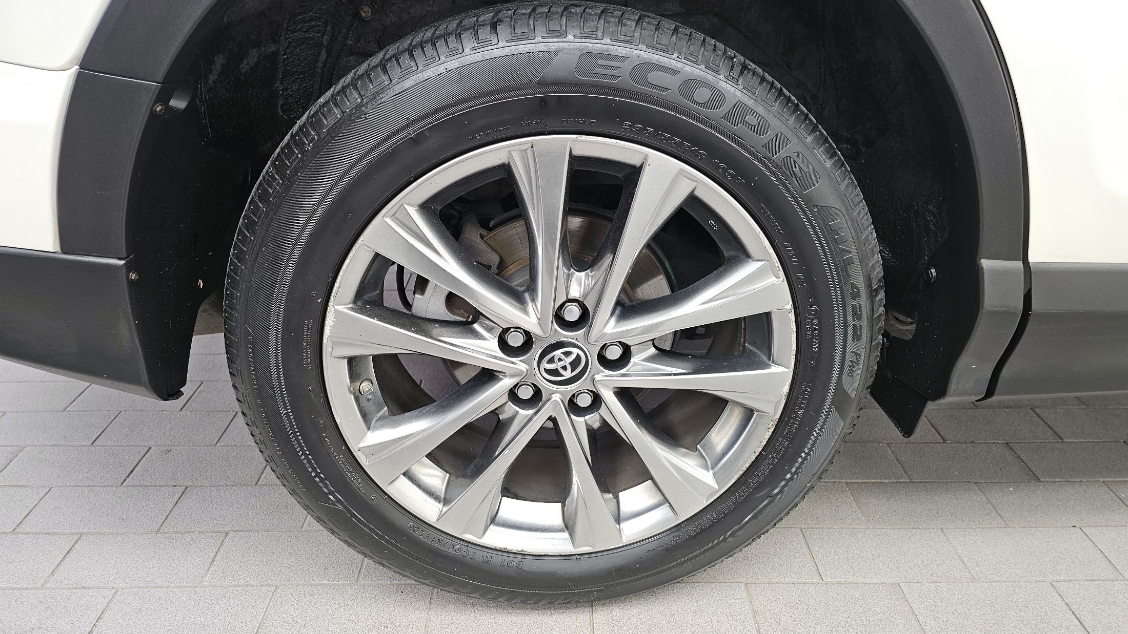 TOYOTA RAV4 2016