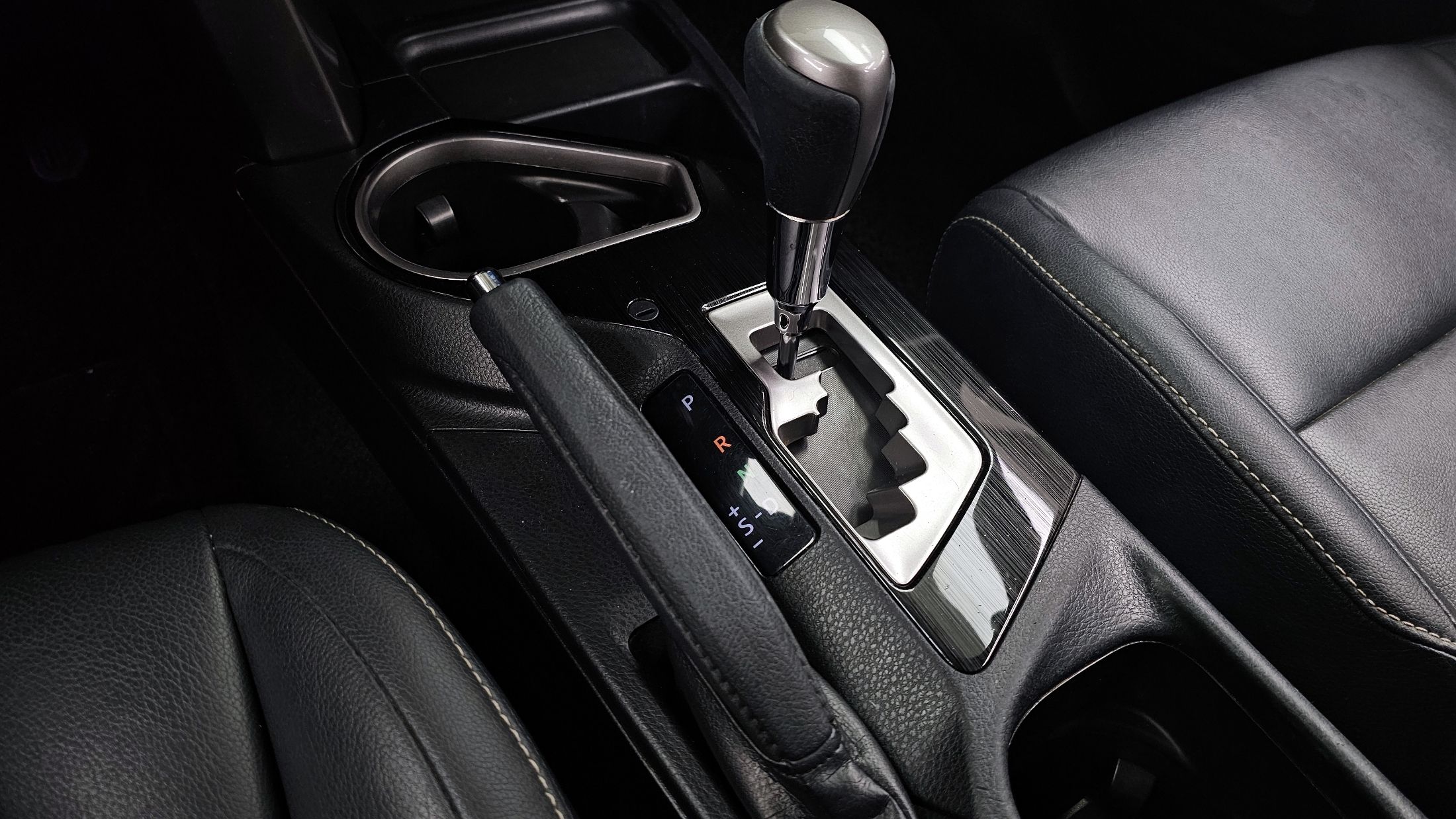 TOYOTA RAV4 2016