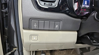 KIA CARNIVAL 2016