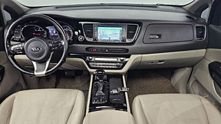 KIA CARNIVAL 2016