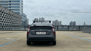 TOYOTA PRIUS 2017