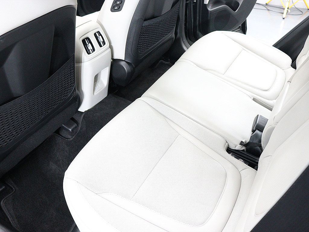 HYUNDAI TUCSON NX4 2024