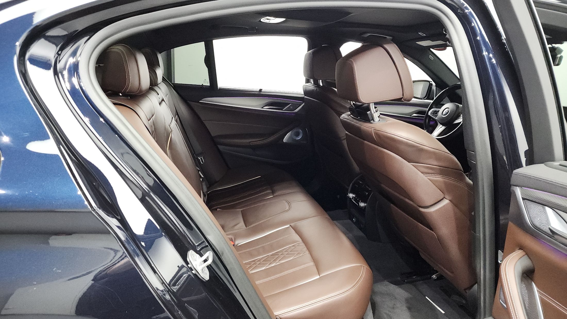 BMW 5-SERIES G30 2018