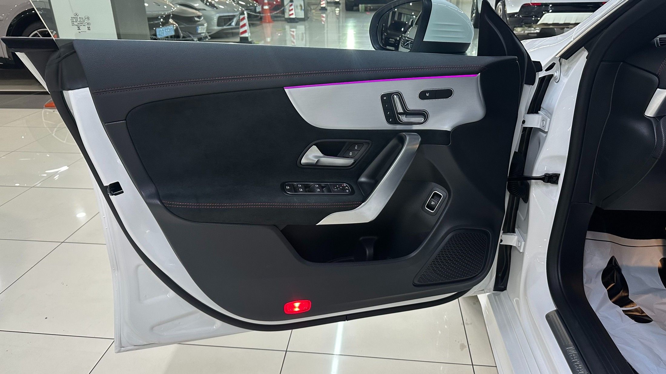 MERCEDES BENZ CLA-CLASS C118 2024