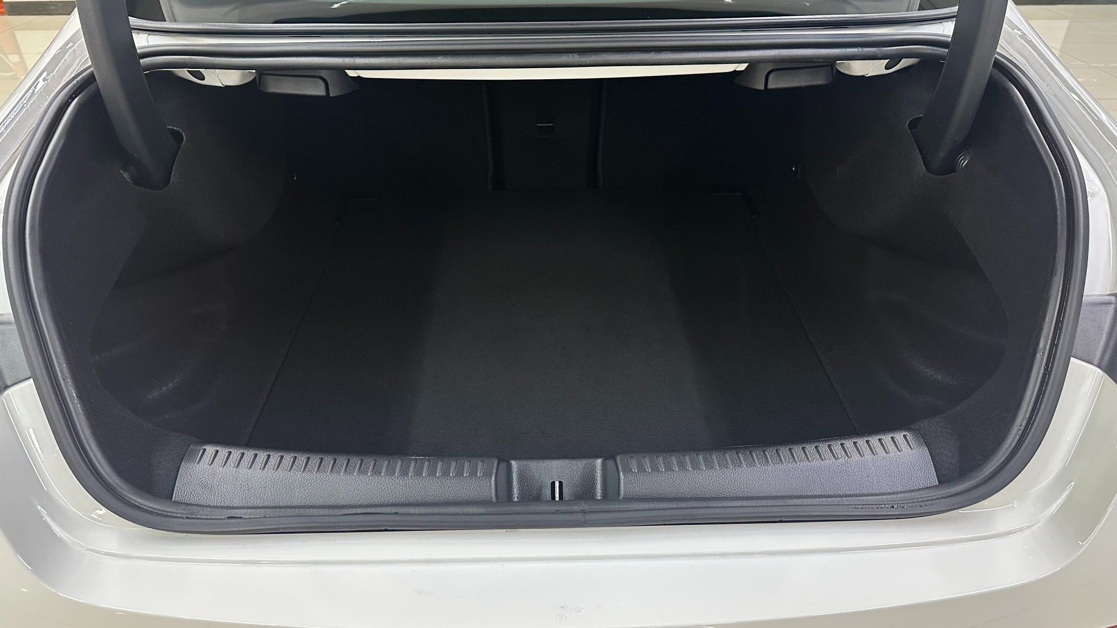 MERCEDES BENZ CLA-CLASS C118 2024