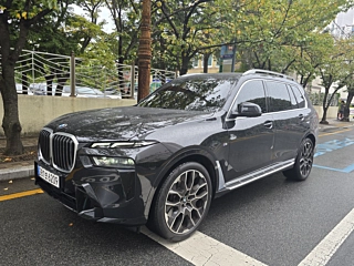 BMW X7 G07 2025