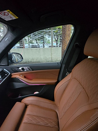 BMW X7 G07 2025