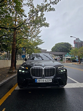 BMW X7 G07 2025